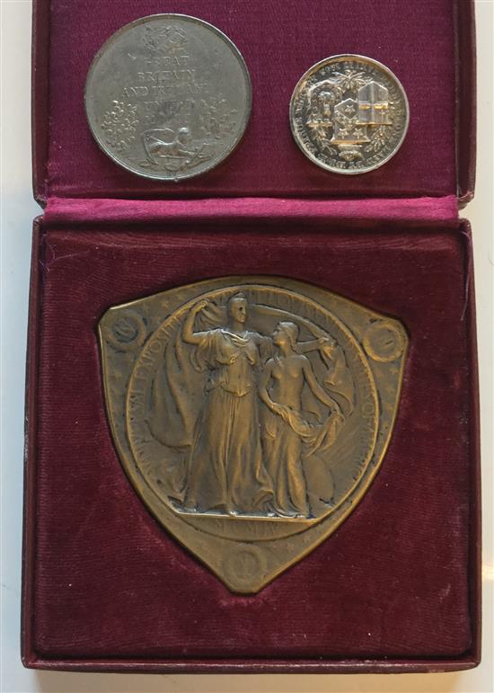 St Louis 1904 Exposition, Louisiana Purchase medal, Great Britain & Ireland Union medal, 1800 and opening of Royal Exchange 1833 medal
